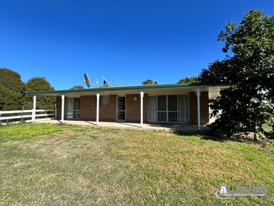 2214 Mount Sylvia Road, Junction View