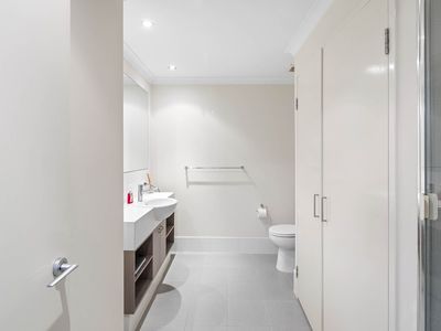 76 / 18 Wellington Street, East Perth