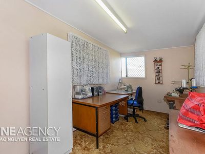 42 Tinaroo St, Durack