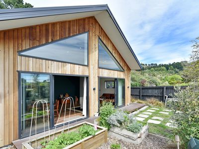 375 Port Hills Road, Hillsborough