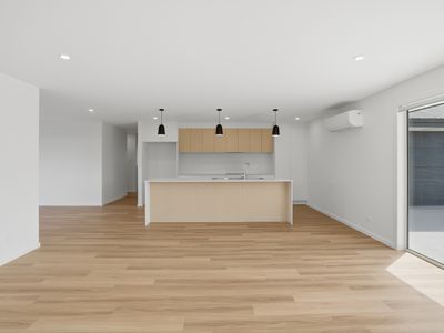 2 Coultman Close, Beaconsfield