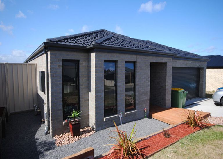 24 Coastal Court, Portland