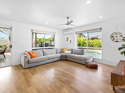 68 Parkway Drive, Mooloolaba