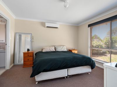 19B Rainsford Loop, Boulder