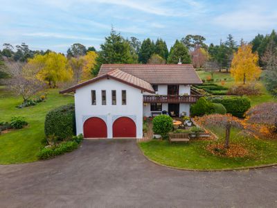 24 Alpine Crescent, Grindelwald