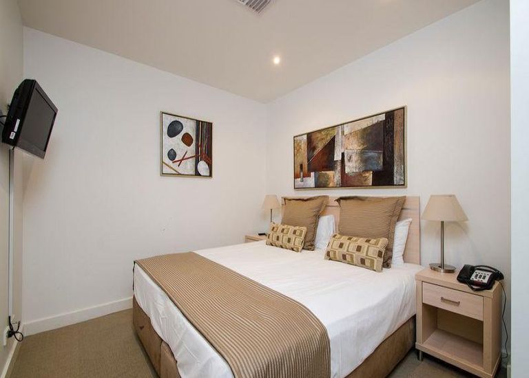917 / 27 Colley Terrace, Glenelg