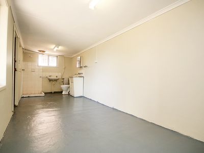 4 Dreadnought Street, Roselands