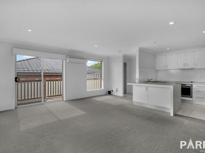 4 / 278 Hobart Rd, Youngtown