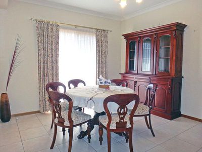 285 Rowe Street, Eastwood