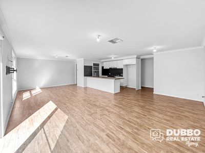 44 Holmwood Drive, Dubbo