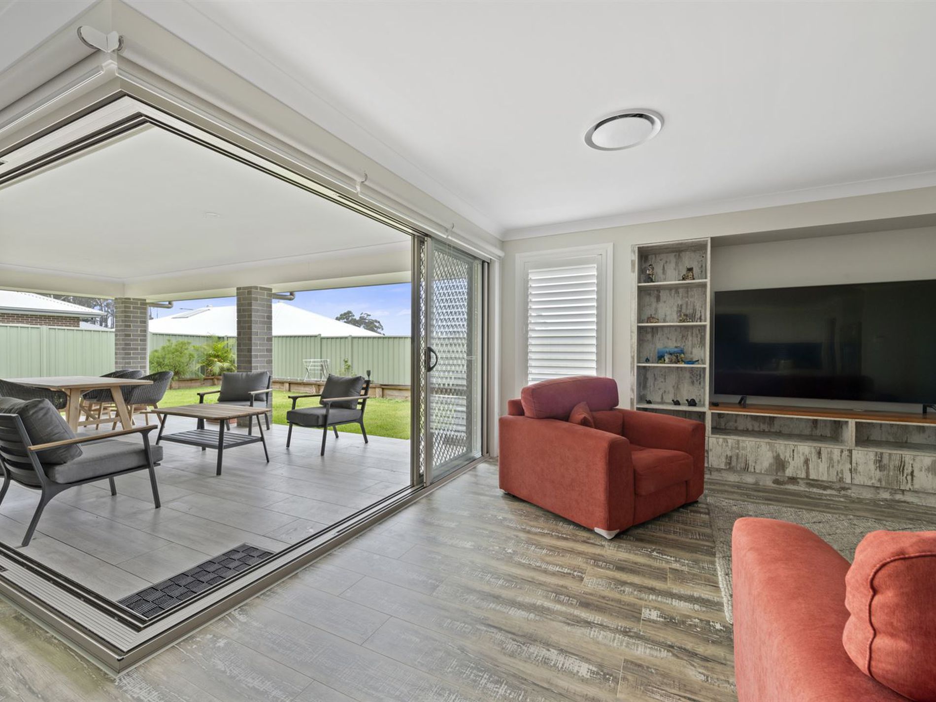 14 Amaroo Drive, Narrawallee