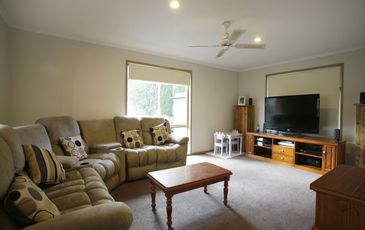 32 Browtop Road, Narre Warren