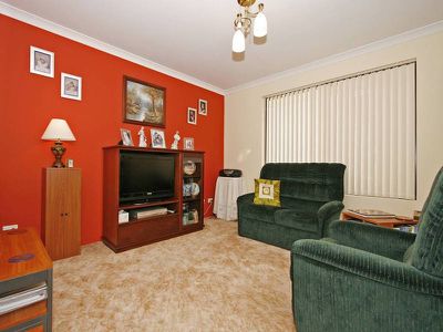 5 Dorsal Bend, Hammond Park