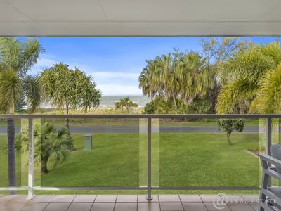 892 Scenic Highway, Kinka Beach