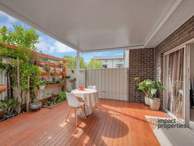 38 / 2 Clare Burton Crescent, Franklin