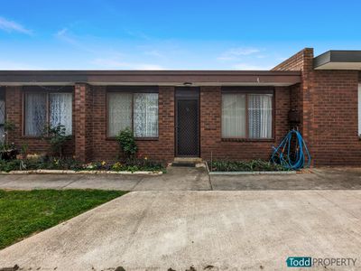 2 / 44 Panton Street, Golden Square