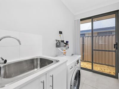 46 Haywire Avenue, Whitby