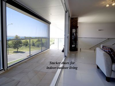 22 Glenelg Crescent, Red Head