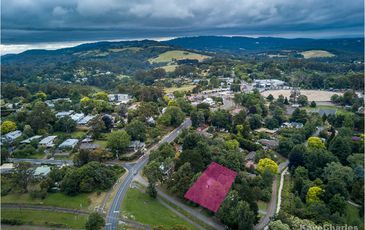 1 Crichton Road, Emerald