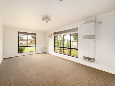 18 Palmer Road, Shepparton