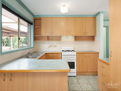 28 AZURE DRIVE, Wodonga