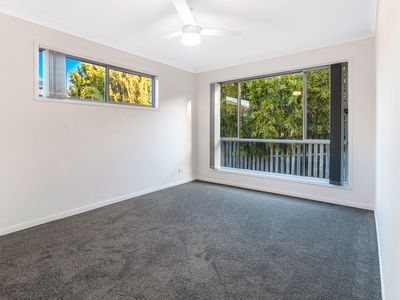 10 Nicola Way, Upper Coomera