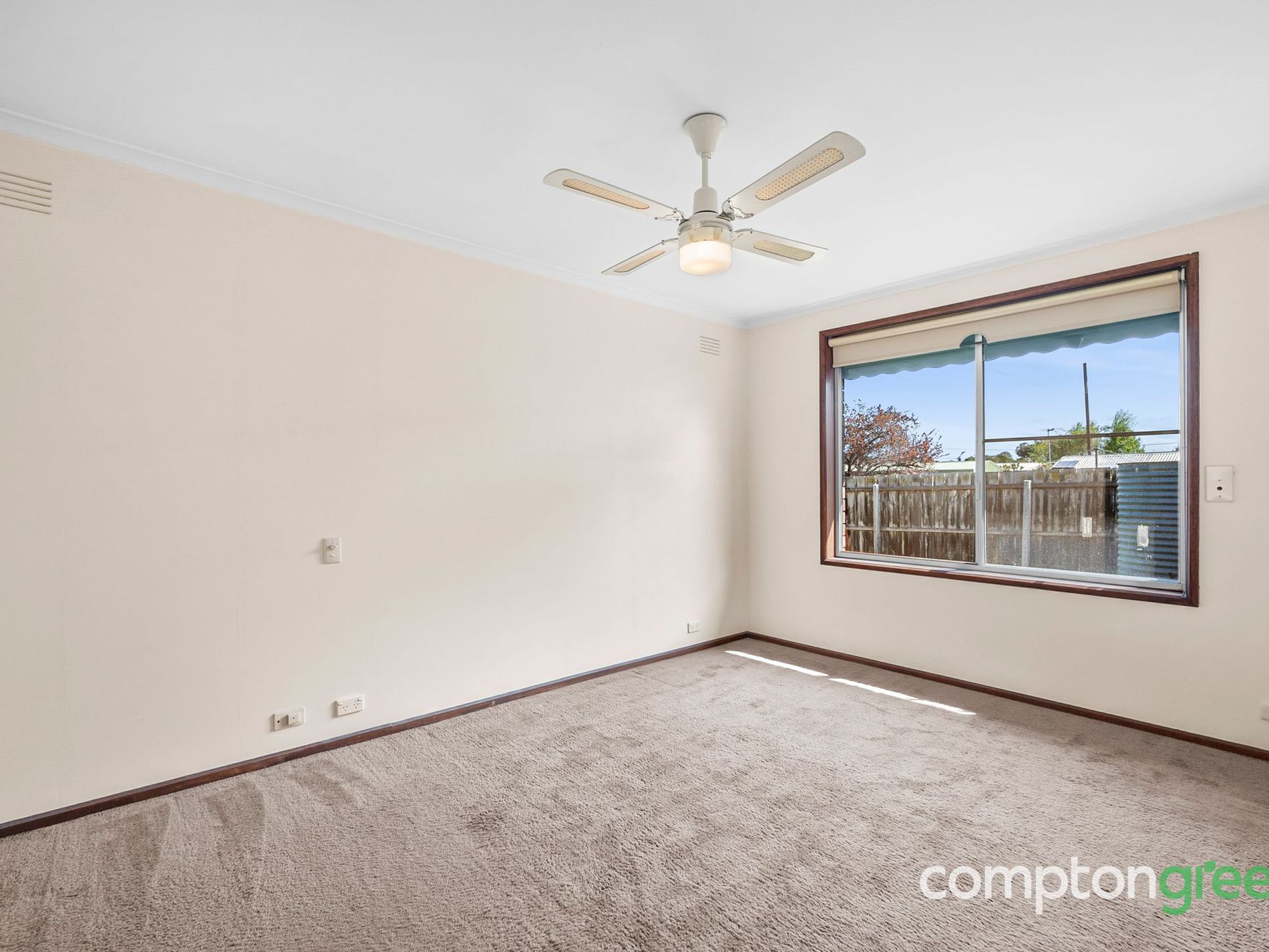 39 Melva Crescent, Whittington
