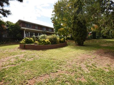 12 Rhyana Court, Dubbo