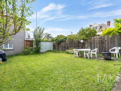 2 / 24 Pitt Street, North Hobart