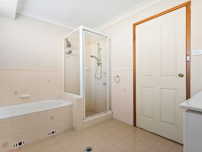 36 Coolawin Crescent, Shellharbour