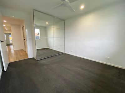 2 Riverside Avenue, Werribee