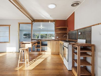 7 Sixth Avenue, Dodges Ferry