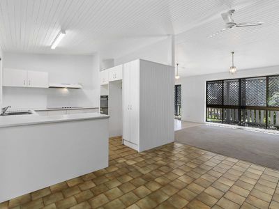 11 Foedera Crescent, Tewantin