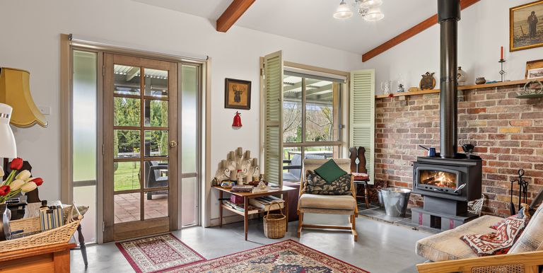 15 Main Street , Strathbogie
