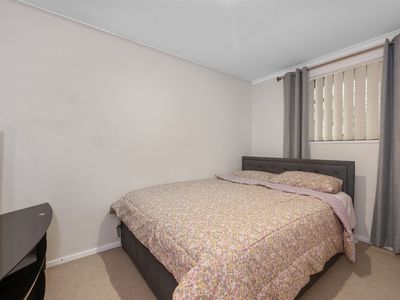 Unit 5 / 90 Bourke Street, Piccadilly
