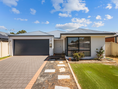 29 Mariposa Gardens, Success