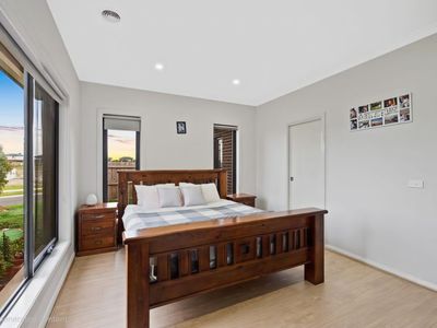 48 Homebush Dr, Tarneit