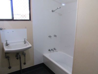 5 Kookaburra Court, Longreach