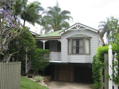 21 Saunders Street, Indooroopilly