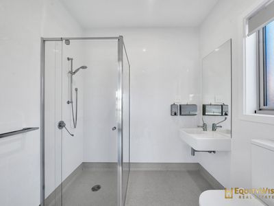 49 Woolspinner Crescent, Wyndham Vale