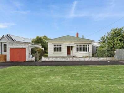 4 Constant Street, Sawyers Bay