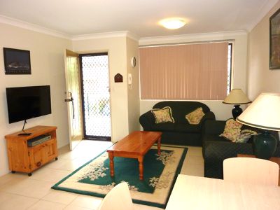 19 / 76-78 Little St, Forster