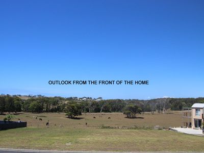 32 Emerald Drive, Diamond Beach