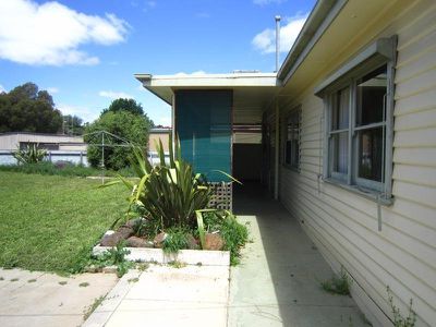 3 Alamein Court, Golden Square