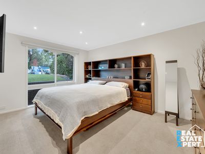 6 Knight Court, Endeavour Hills