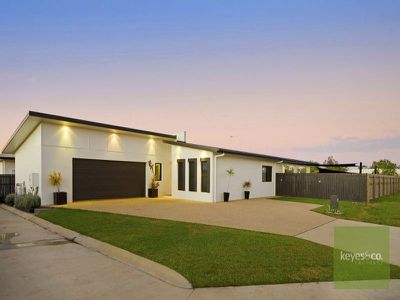 5 Santa Monica Place, Mount Louisa
