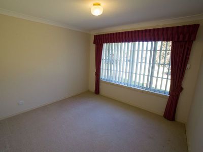 2 Brian Hambly Place, Dubbo