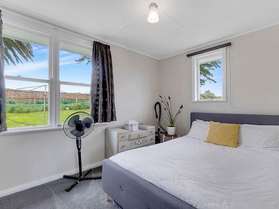 7 Taupiri Crescent, Titahi Bay