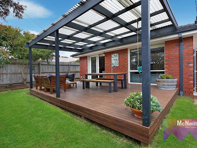 4 Ti-Tree Grove, Mornington