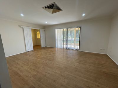 38 Beveridge Crescent, Dubbo